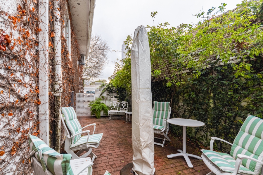 To Let 2 Bedroom Property for Rent in Claremont Upper Western Cape